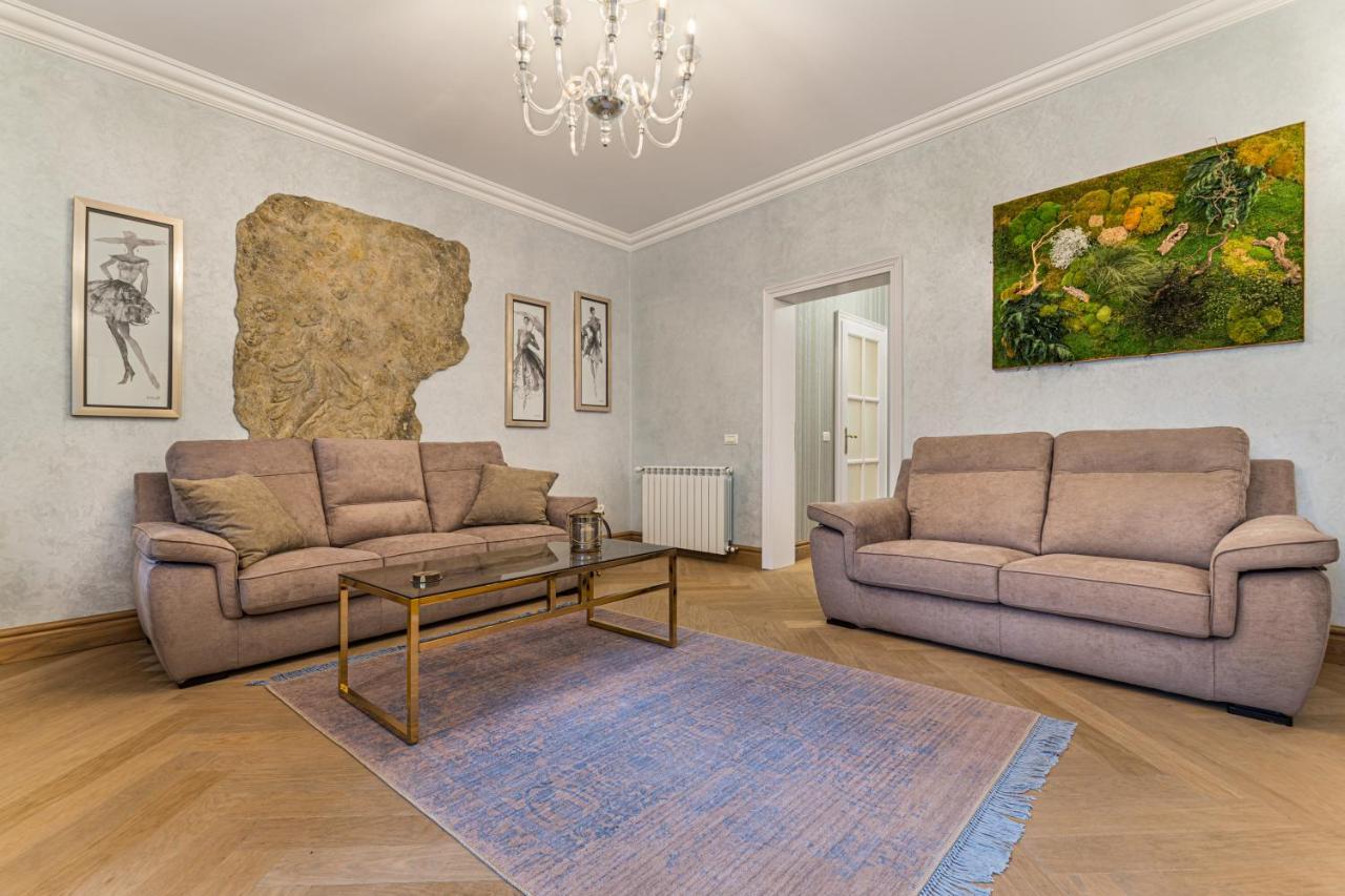 Krone Apartment Braşov Exterior foto